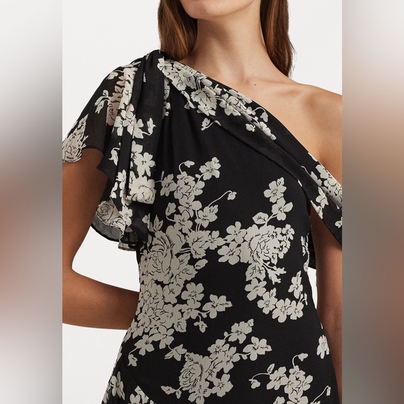 Black and White Floral Ruffled Off-the-Shoulder Maxi Dress - Picture 2 of 4